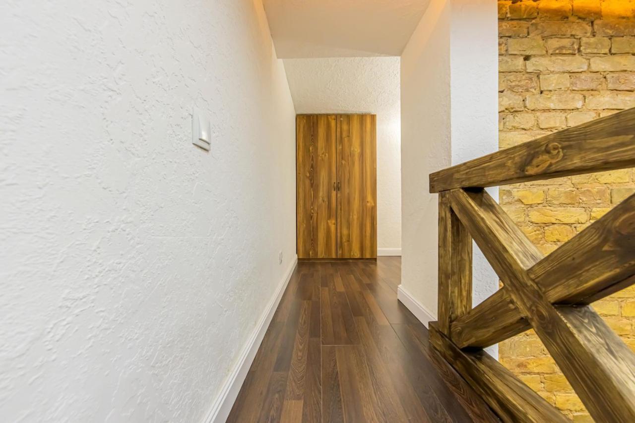 Kyiv Saksahanskoho Apart Hotel المظهر الخارجي الصورة